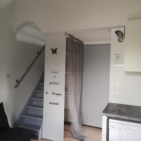 Holiday home A Vic Avec Piscine Collective *